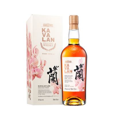 Kavalan LÁN Bottle And Box1 700 (1)