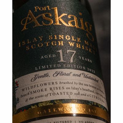 Port Askaig 17YO Lifestyle